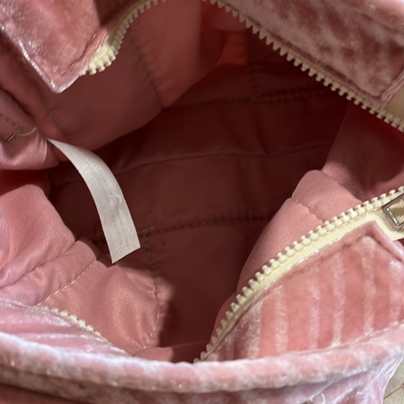Urban Outfitters Small Wavy Pink Mini Tote Velvet Crossbody Shoulder Bag - Picture 5 of 8